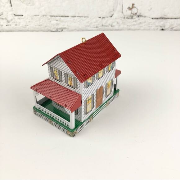 Vintage Hallmark Keepsake Ornament Pressed Tin Farm House - Picture 7 of 9